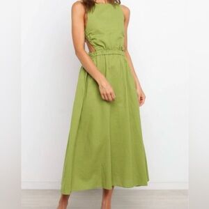 NWOT Petal & Pup Green Sleeveless Maxi Dress